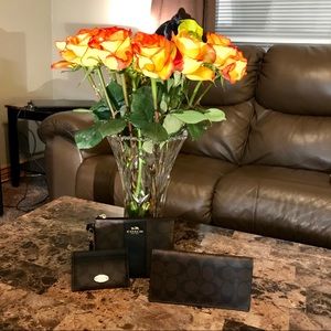 **COACH BAG MATCHING ACCESSORIES**